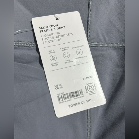 Athleta Salutation Stash 7/8 Tight // Coastline Blue - Picture 8 of 9